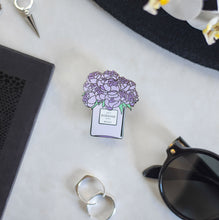 Load image into Gallery viewer, Borahae Enamel Pin
