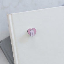 Load image into Gallery viewer, Army Hearts MOTS Limited Enamel Pin