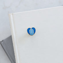 Load image into Gallery viewer, Army Hearts MOTS Limited Enamel Pin