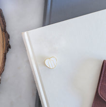 Load image into Gallery viewer, Army Hearts Enamel Pin