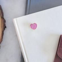 Load image into Gallery viewer, Army Hearts Enamel Pin
