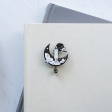 Load image into Gallery viewer, Mono Enamel Pin